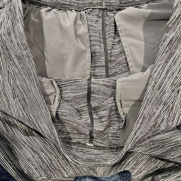lululemon On The Fly Pant Woven Stripe Women’s Size 10 Elastic Waist Drawstring - Picture 5 of 10